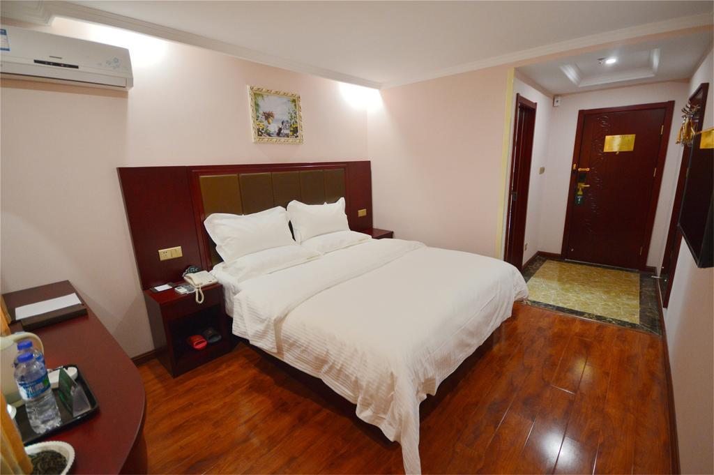 Greentree Inn Sichuan Chendu Kuan Alley And Zhai Alley Renmin Park Business Hotel Chengdu Buitenkant foto